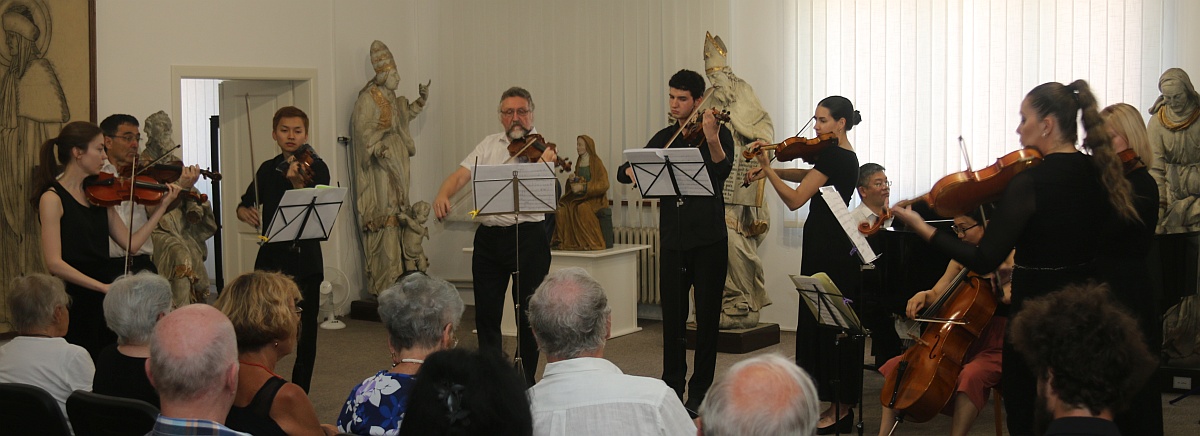 Obrázek - Fotografie ze Závěrečného koncertu Mezinárodních houslových kurzů Váši Příhody